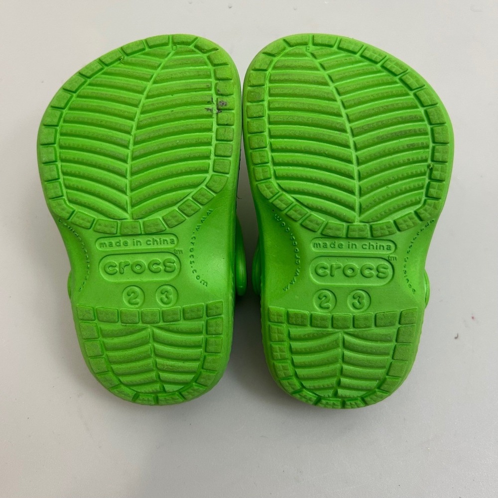 Kids Toddler Crocs Classic Clog Bright Green Size 2 3‎ slip on Shoes - Picture 4 of 4
